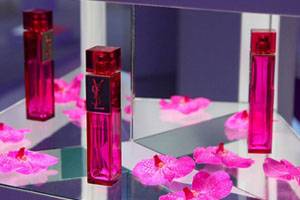 ����� ������ �� Yves Saint Laurent